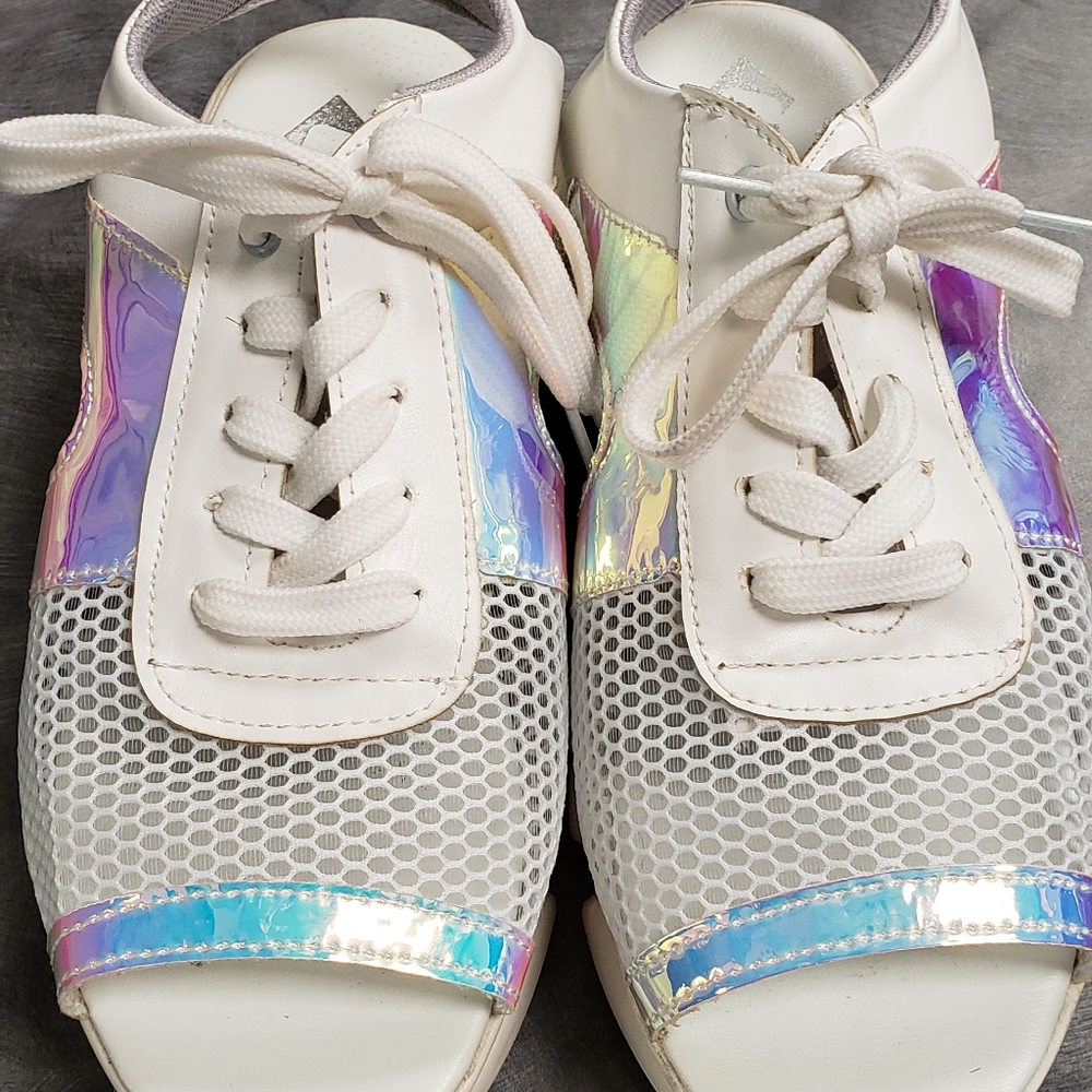 Fashion shoes